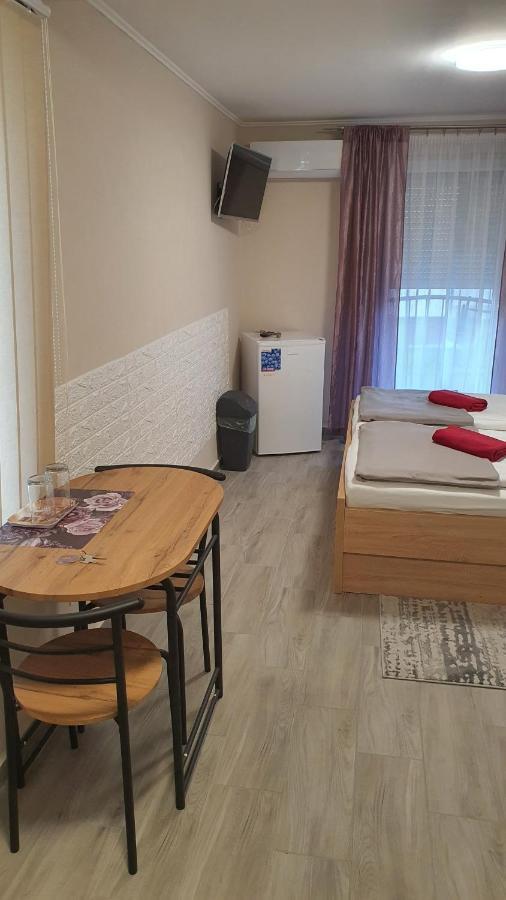 Zsófia Panzió Pápa Hotel Kültér fotó
